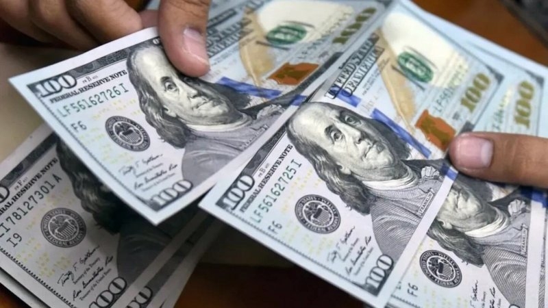 Arranca el nuevo régimen del dólar sin cepo: cómo se pueden comprar desde este lunes