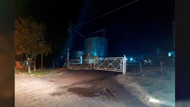 Un joven cayó en un acoplado con maíz y murió asfixiado