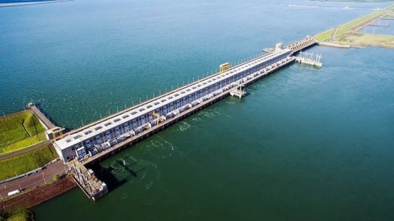 Argentina y Paraguay firmaron un acuerdo sobre Yacyretá que permitirá bajar el costo de la energía
