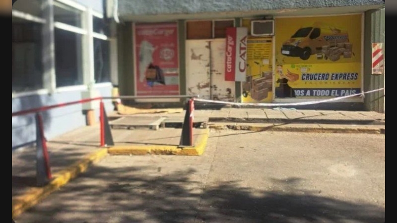 Robo millonario en la Terminal de Ómnibus: hicieron dos boquetes y saquearon locales