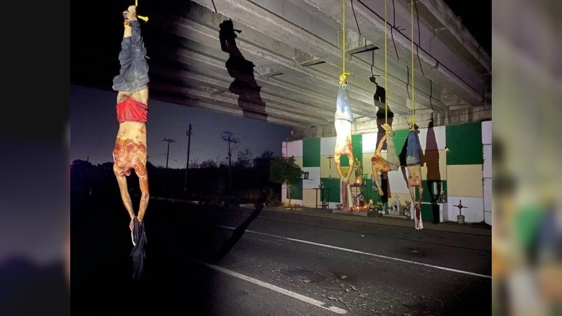 México: encuentran 20 cuerpos, algunos decapitados, en una autopista de Sinaloa