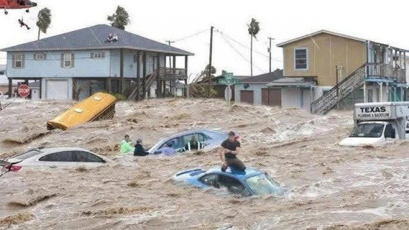 Ascienden a 87 los muertos por las inundaciones en Texas y continúan las tareas de rescate