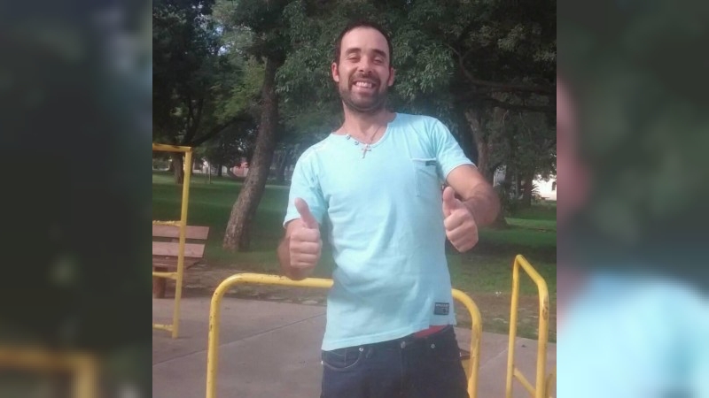 Buscan a un joven desaparecido en San Francisco: fue visto por última vez en la terminal