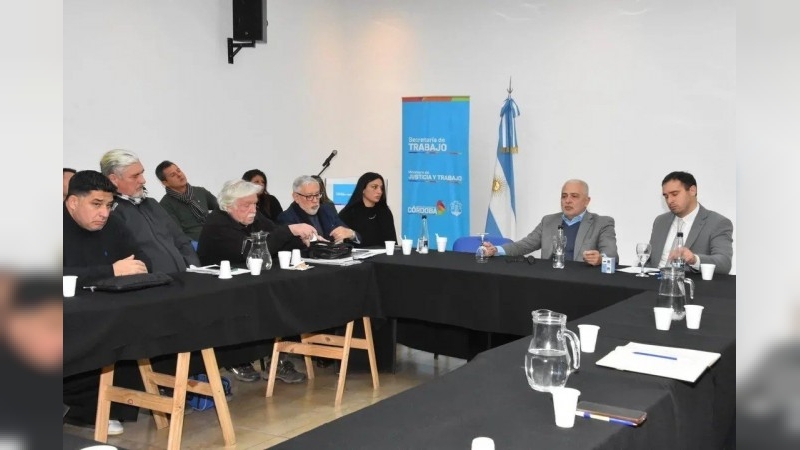 La Municipalidad hizo un nuevo ofrecimiento y los trabajadores lo analizarán