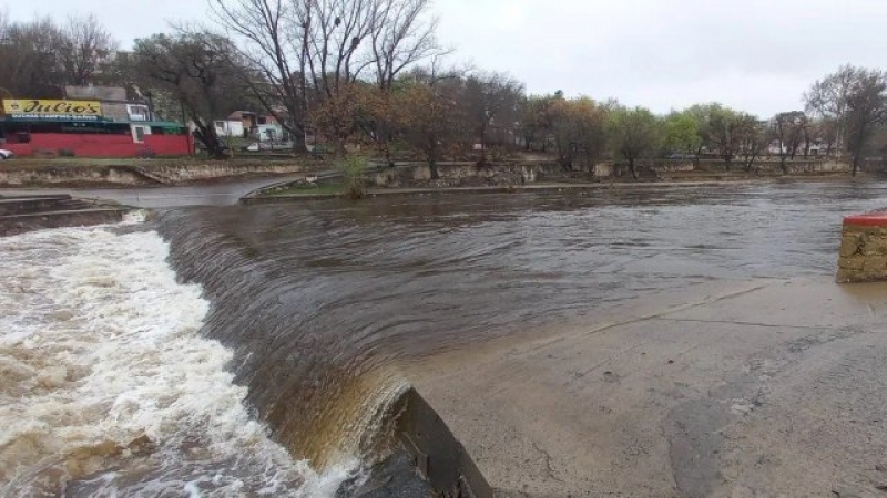 Cruz Alta colapsada: más de 330 mm en menos de 24 horas y estado de emergencia
