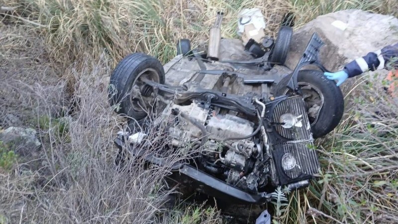 Tragedia en las Altas Cumbres: un auto cayó al vacío y el conductor murió en el acto