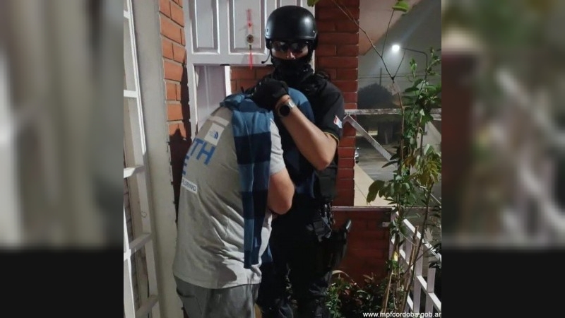 Oncativo: detienen a una pareja que vendía drogas en su casa y en modalidad delivery