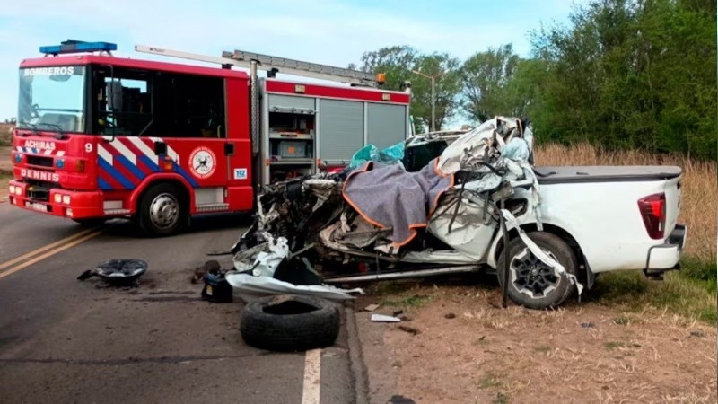 Chocó de frente contra un camión en el sur de Córdoba y murió en el acto