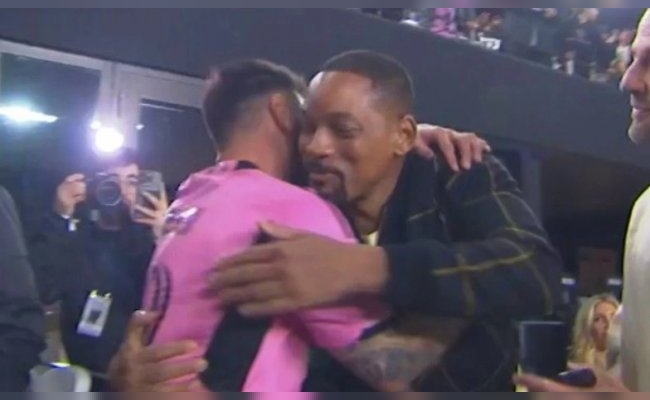 Video: el cálido saludo entre Messi y Will Smith en el debut del Inter Miami en la MLS
