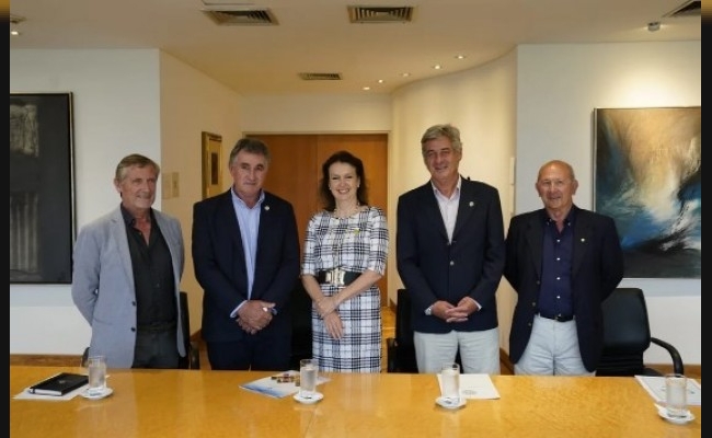 La Mesa de Enlace se reunió con Mondino: "Creemos que hay una nueva oportunidad para abrirnos al mundo"