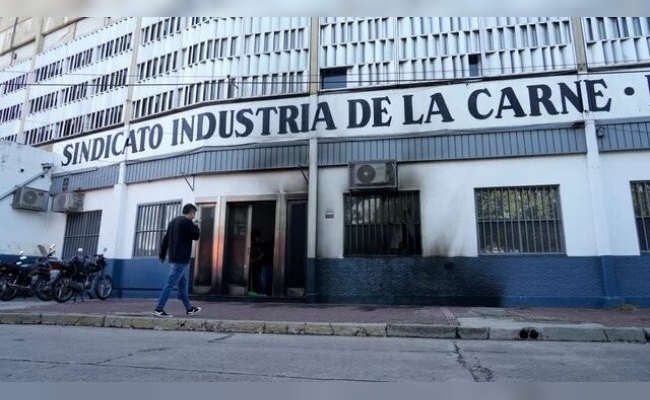 Ataques a gremio de la carne en Rosario: detuvieron a una mujer vinculada al jefe de una banda que opera para "Los Monos"