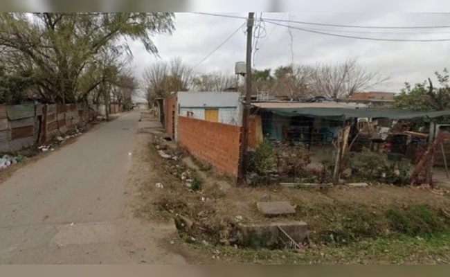 Rosario: hallaron muerto a un hombre en Vía Honda e investigan si fue asesinado