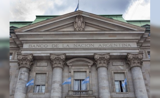 El Banco Nación bajó la tasa para préstamos a individuos