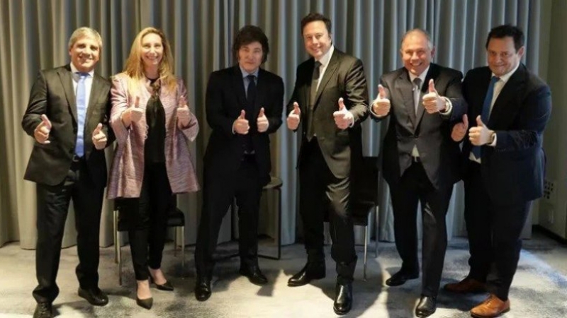 Elon Musk quiere que sus empresas inviertan en Argentina