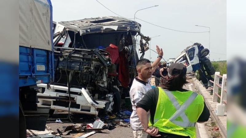Grave accidente en uno de los puentes de Ruta 4