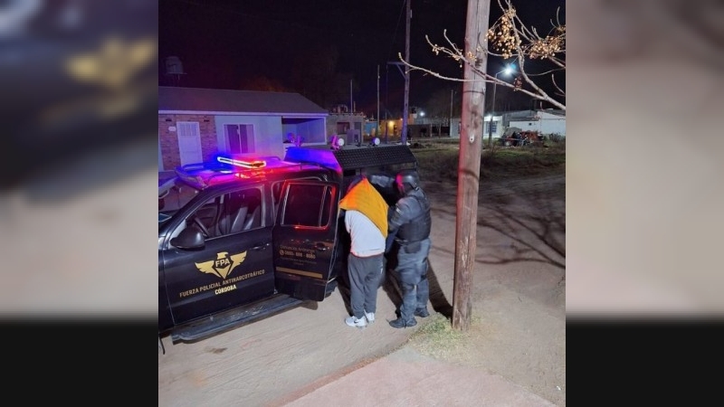 Laboulaye: detienen a una pareja que realizaba delivery de cocaína