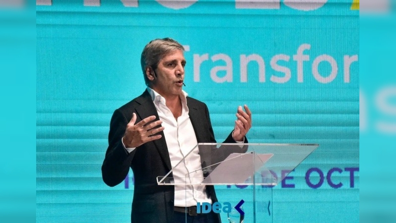 Caputo se reunió con empresarios del "Círculo rojo" y dio detalles sobre el dólar y el FMI