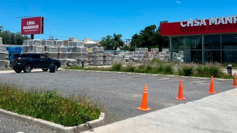 Registraron un robo y un tiroteo en un comercio de Córdoba