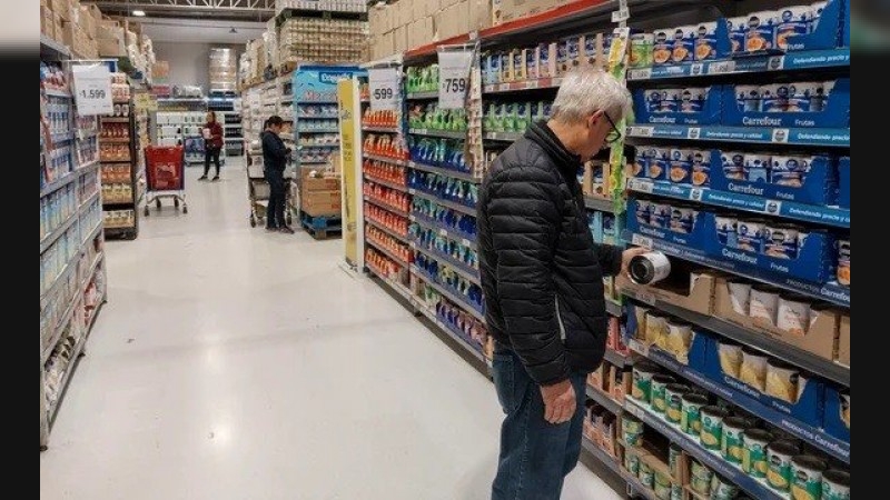 Inflación: se conoce el dato oficial de diciembre y el año habría terminado casi 100 puntos por debajo del 2023