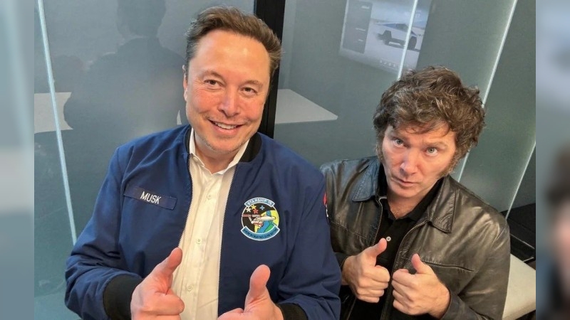 Elon Musk volvió a elogiar al Presidente: "Amo a Javier Milei"