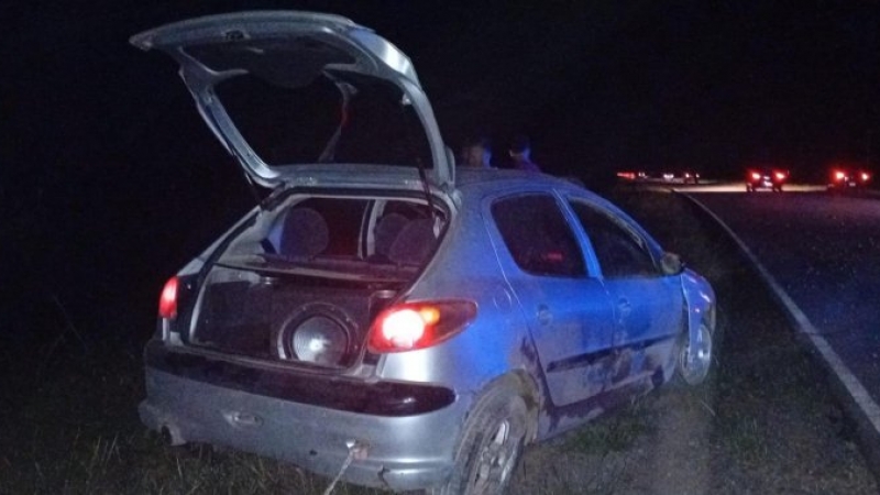 Automóvil despistó en Ruta E-52 cerca de Sacanta
