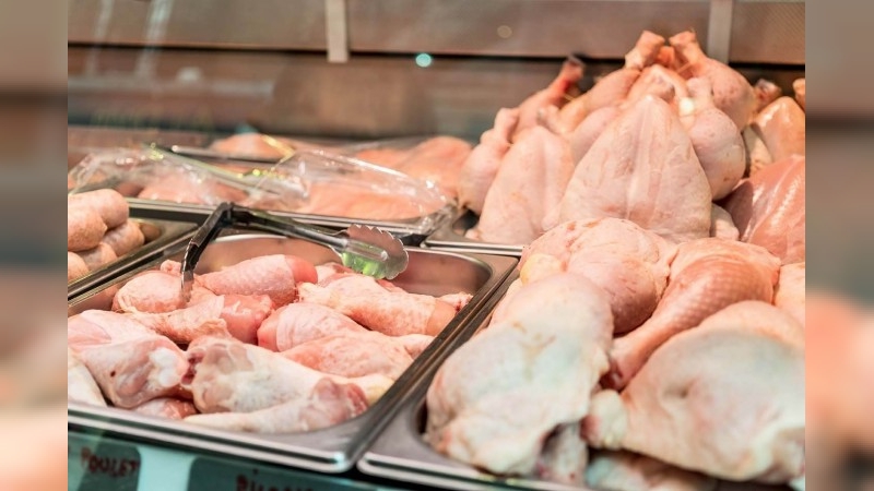 Por primera vez, se consume más pollo que carne en nuestro país
