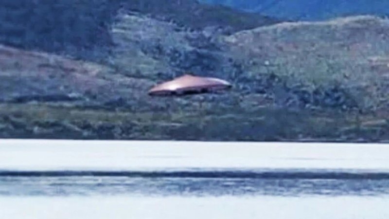 Turistas aseguran haber visto un OVNI sobre el Canal Beagle