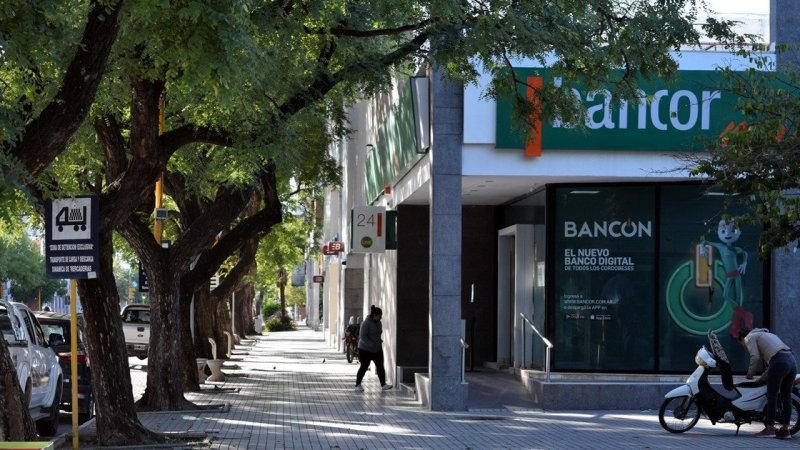 Cierran los bancos por tres días: cuándo será y por qué