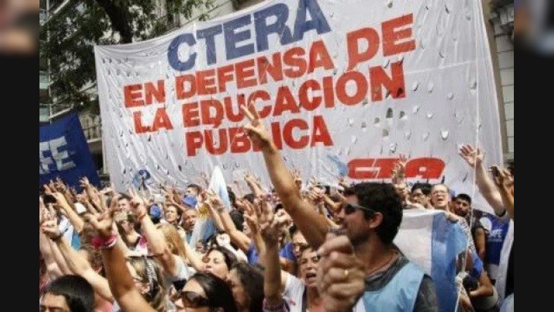 La CGT anunció dos paros docentes para febrero y marzo