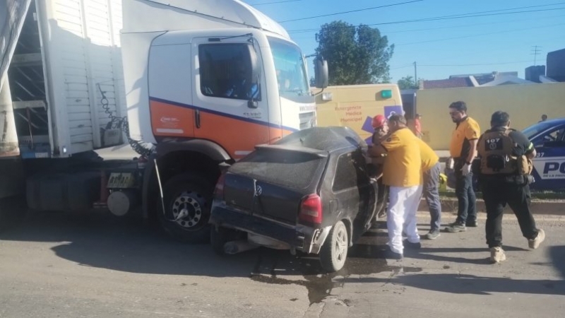 Otra tragedia en Córdoba: murió al ser chocado y arrastrado varios metros por un camión