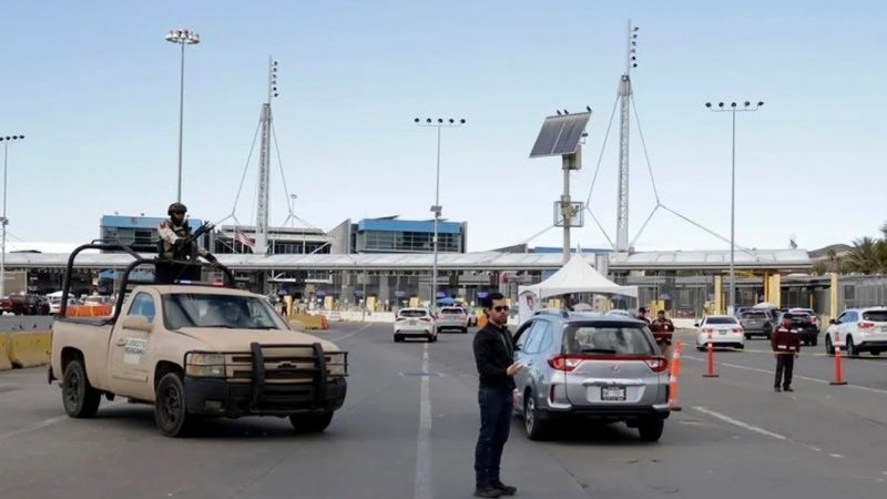 Detuvieron en México a un ciudadano estadounidense que intentaba ingresar un arsenal por puente internacional