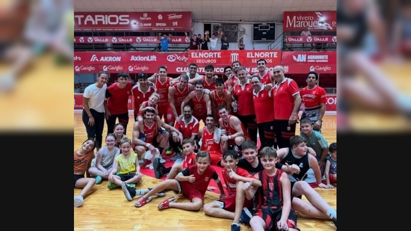 San Isidro jugo su último partido de local en la fase regular