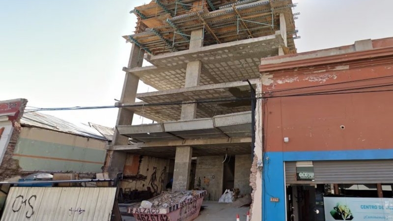 Murió un operario al caer 12 pisos de un edificio en Río Cuarto