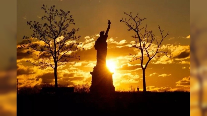 Desde Francia reclaman que Estados Unidos devuelva la Estatua de la Libertad