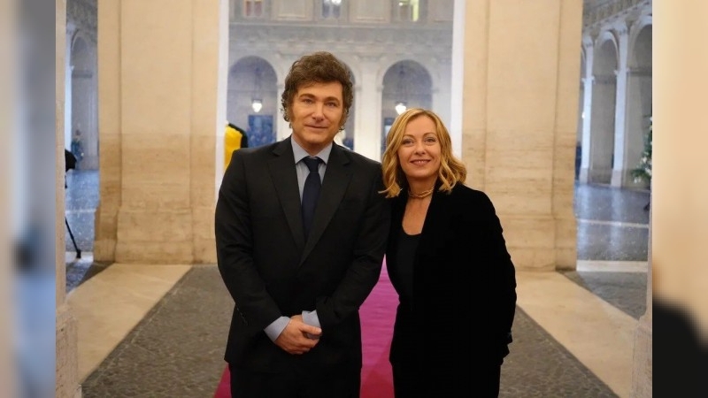 Pese a cercanía con Javier Milei, Giorgia Meloni restringe ciudadanía italiana y excluye miles de argentinos