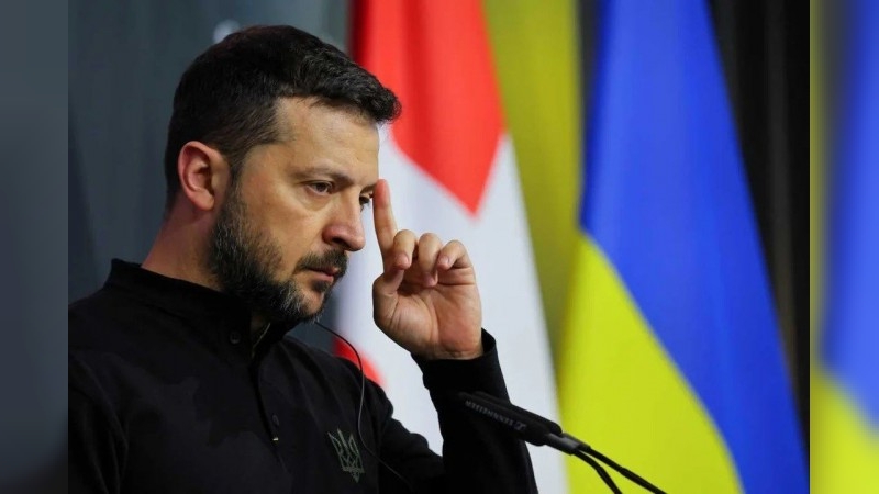 Bombardeo ruso deja 18 muertos y más de 60 heridos en la ciudad natal de Volodimir Zelenski