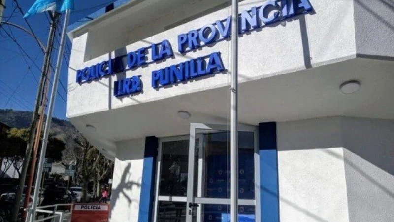 En Villa Giardino, Córdoba, una mujer quedó detenida acusada de asesinar a un hombre