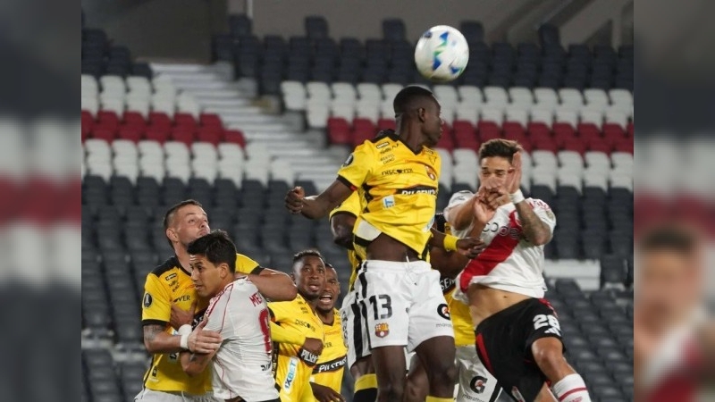 River fue superior, pero no pudo pasar del empate ante Barcelona de Ecuador por Copa Libertadores