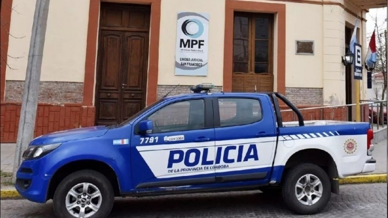 Dos hombres armados detenidos en Barrio La Florida