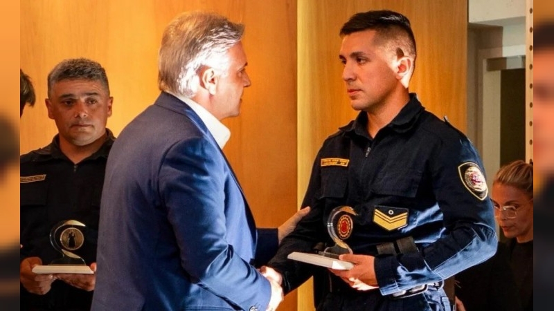 Llaryora pidió agravar las penas para quienes agredan a policías