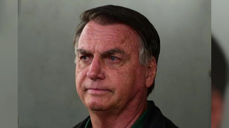 Tras una cirugía de 12 horas, Bolsonaro aún no tiene el alta pero el resultado "fue excelente"
