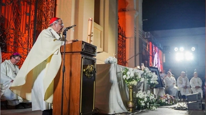 Multitudinaria misa de despedida del papa Francisco en la Catedral de Córdoba
