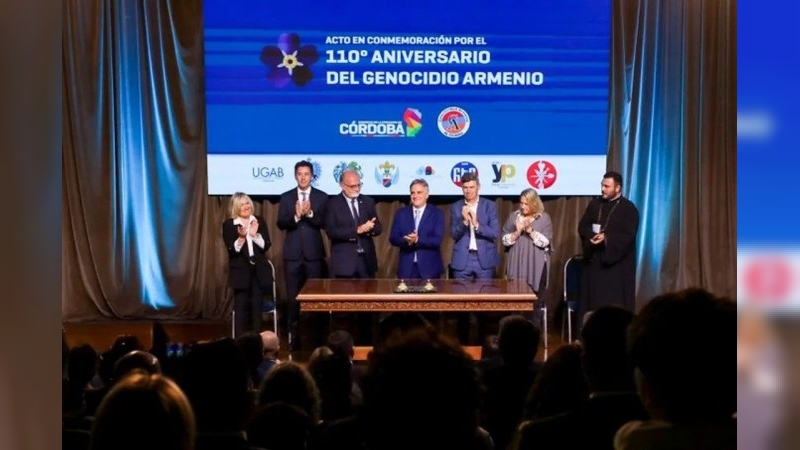 Martín Llaryora encabezó el acto por el 110° aniversario del genocidio armenio