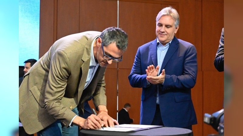 Morteros: Demarchi participó de la firma del Fondo Federal Cordobés