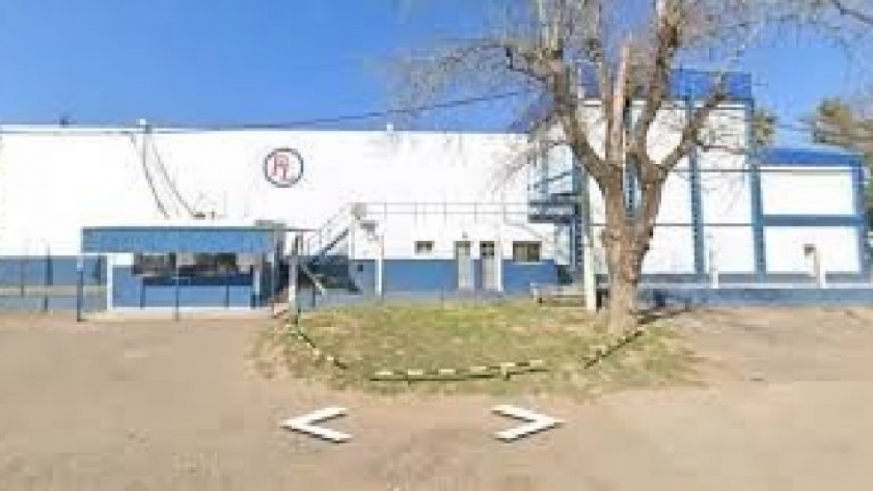 Simularon ser empleados, entraron a un frigorífico y robaron $12 millones