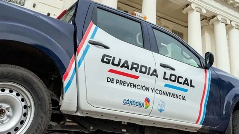 Conducía de forma peligrosa y superaba el límite de alcohol: fue detenido por la Guardia Local