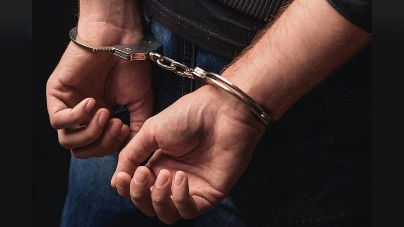Morteros: detienen a un hombre por violar una orden de restricción