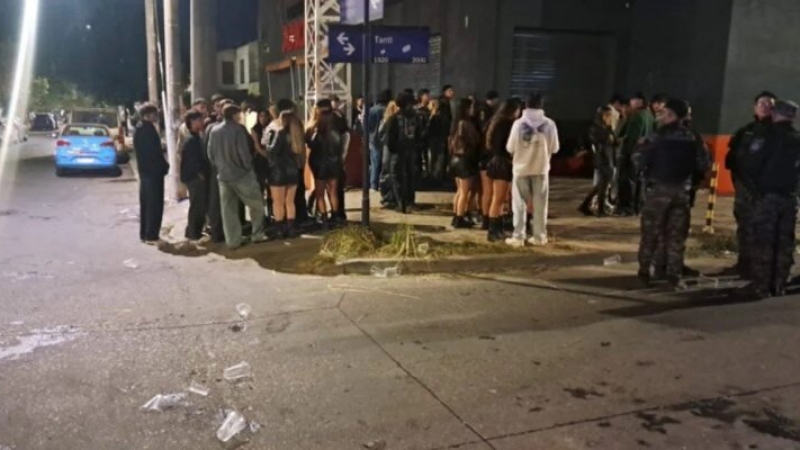 Fiestas clandestinas en Córdoba: clausuras descomprimen eventos con más de 1.000 personas