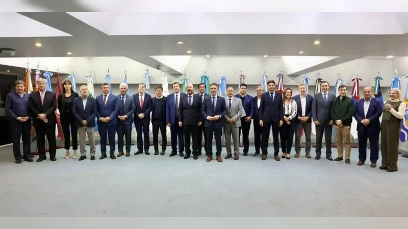 Se plantan los gobernadores: fracasó la negociación y le imponen su propia ley a Milei