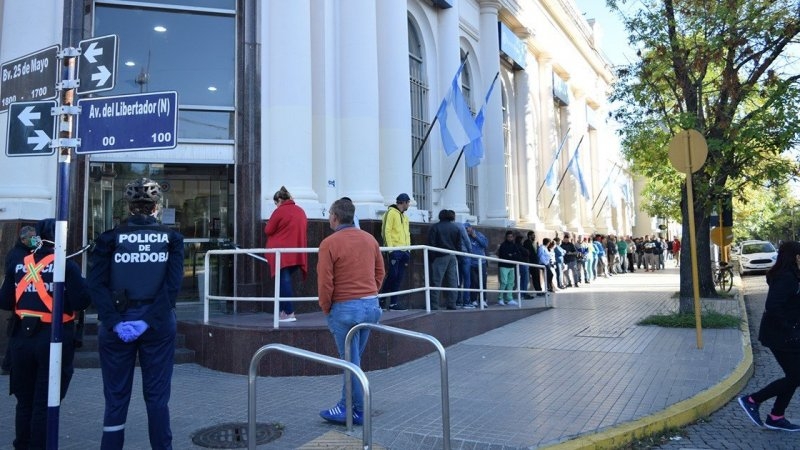 El Banco Nación anunció el cierre de 60 sucursales